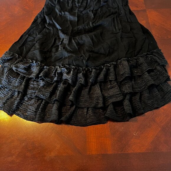 Black Sleeveless Ruffled Viscose Dress With Adjustable Straps & Tiered Hem - Picture 3 of 4